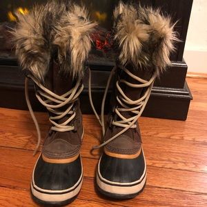 Sorel Joan of Arctic Waterproof Winter boot